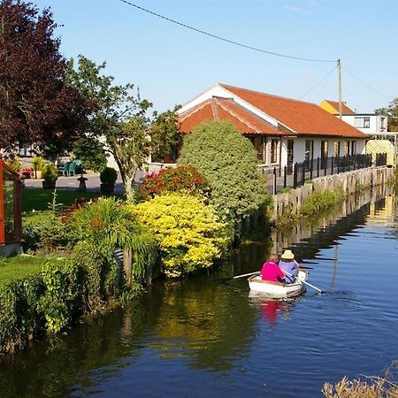 Double-Gate B&B Wells Zewnętrze zdjęcie